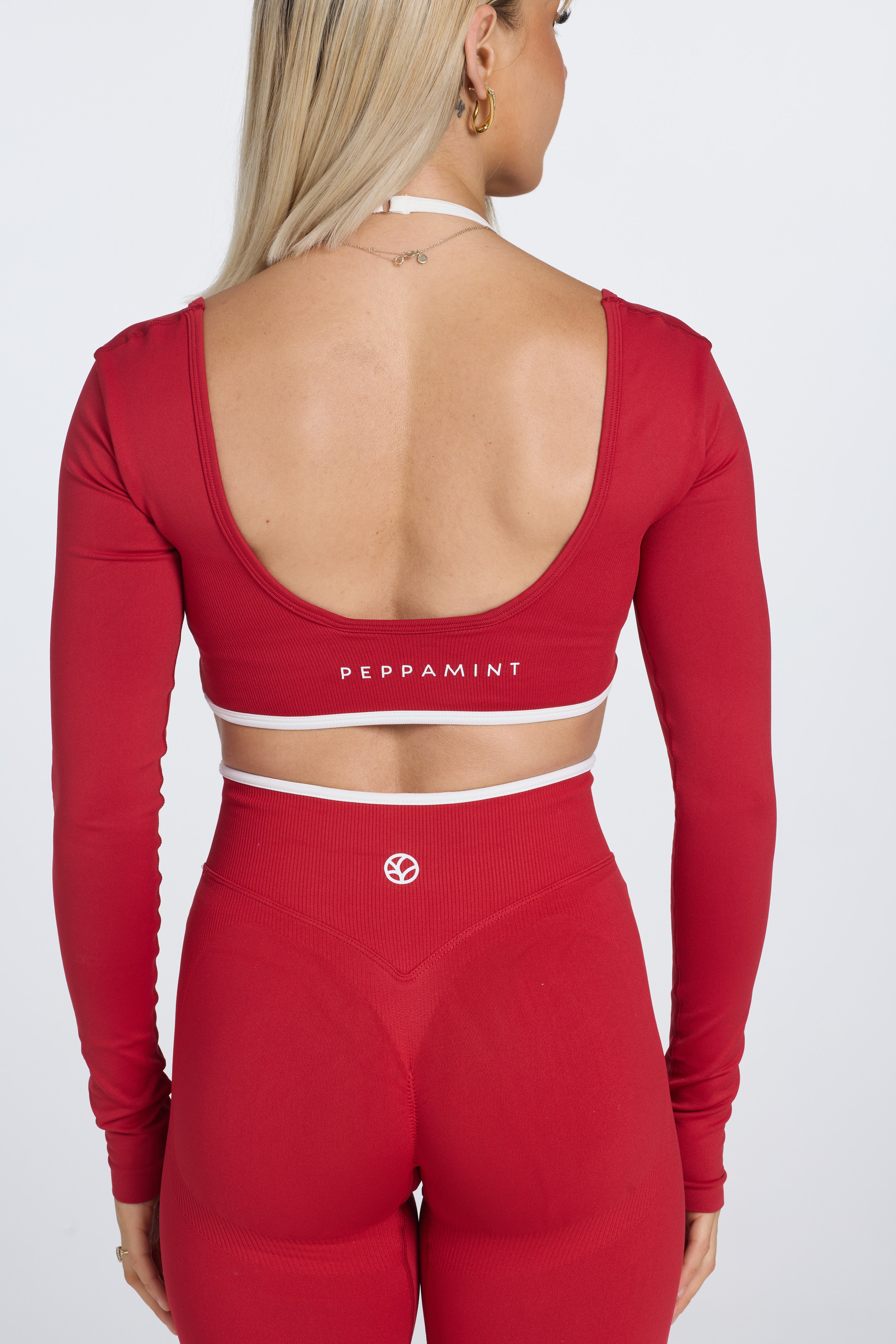 Assentuate Crop T - Bright Red