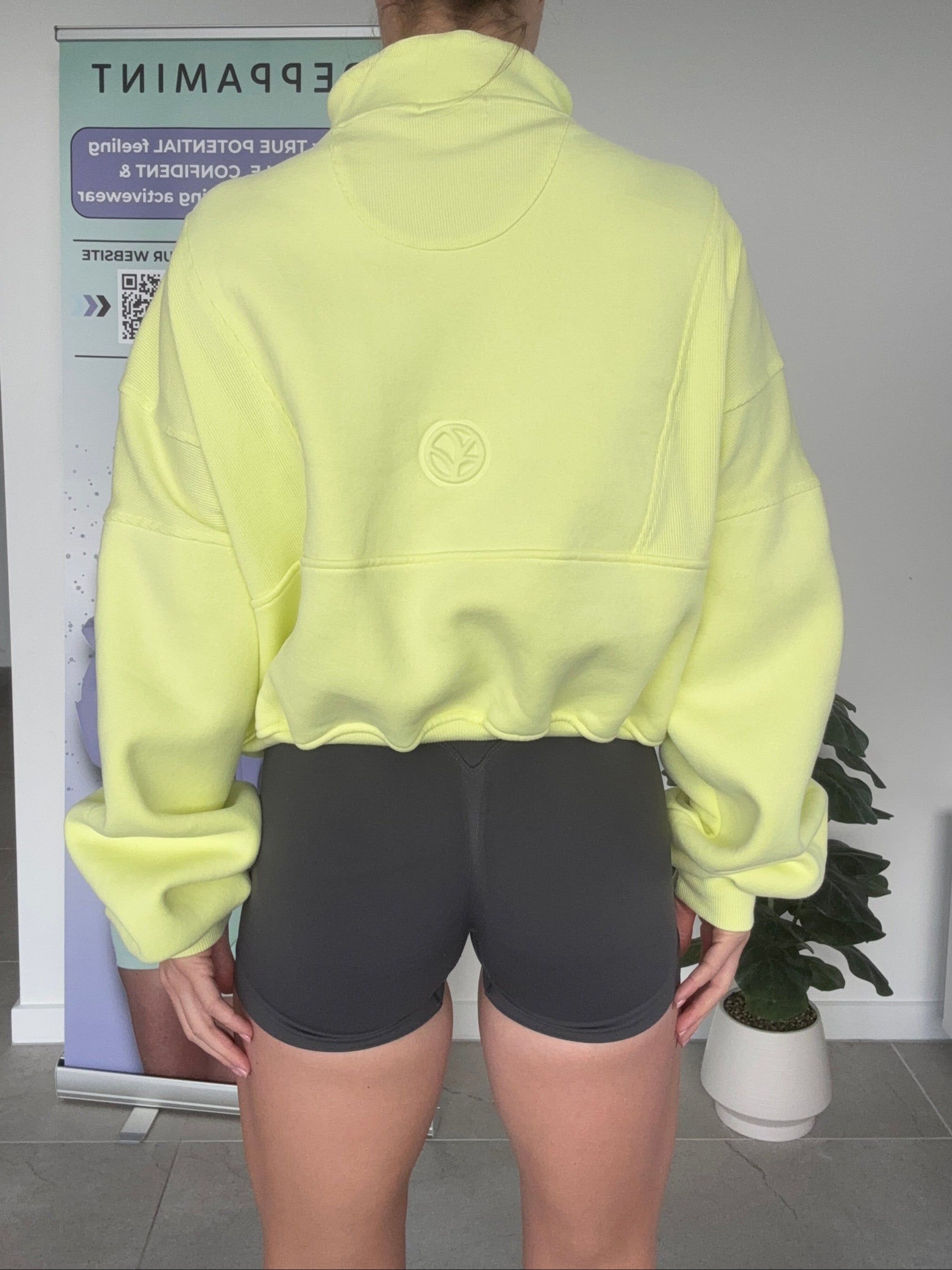 Crop Icon Fleece - Buttercup Yellow Size XS-M