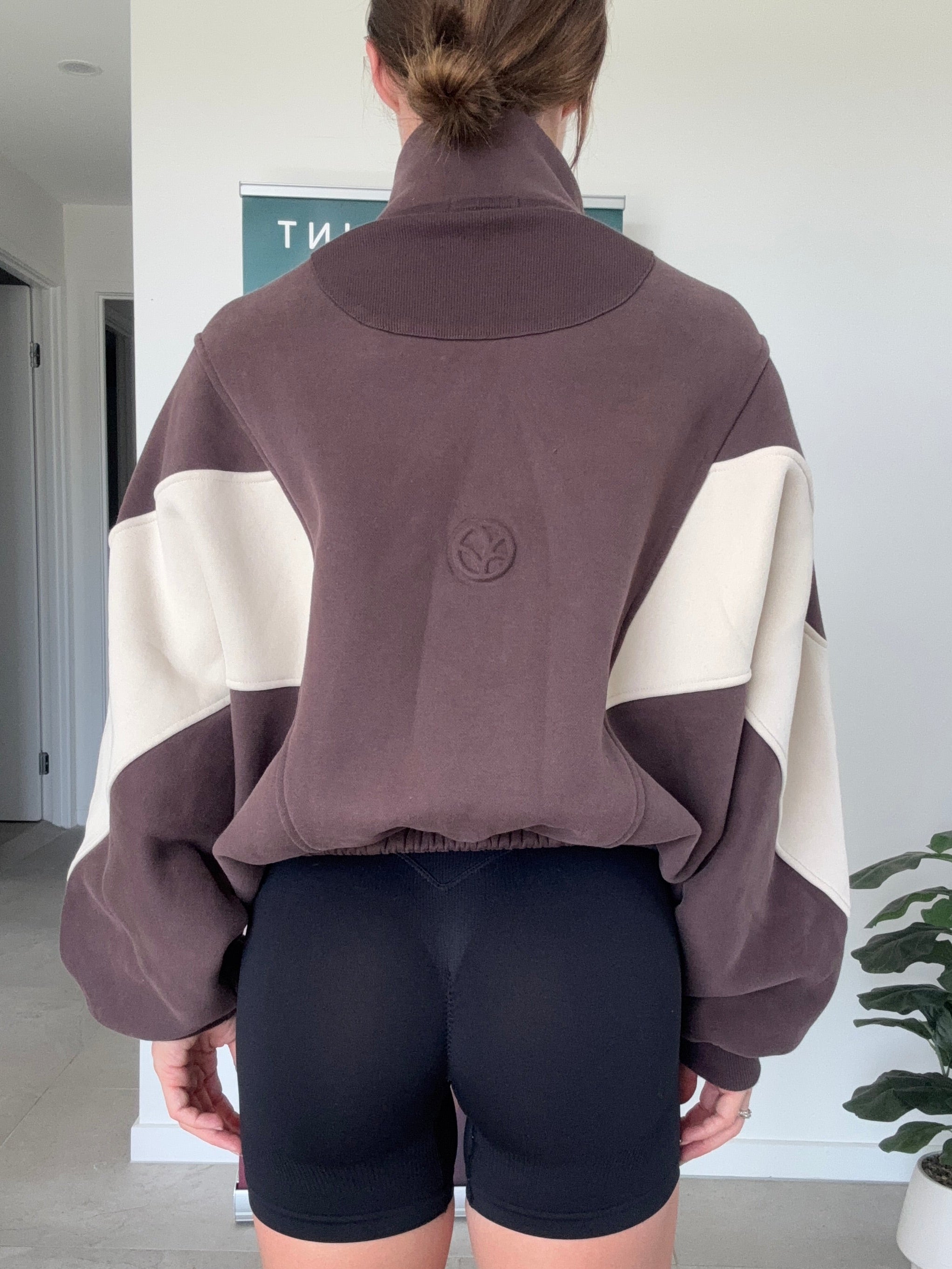 Two Tone Batwing Fleece Cocoa/Cream (UNRELEASED SAMPLE) Size XS/S