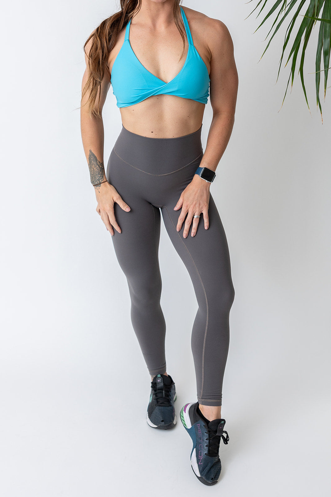 buttery soft highwaist gym tights with no front seam in graphite grey