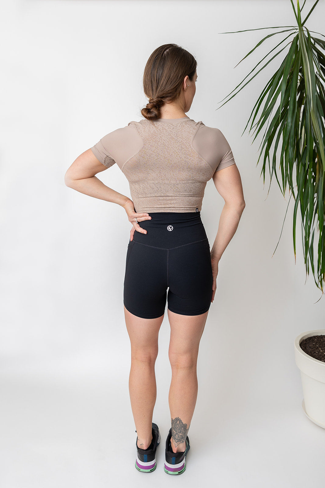 ultra lightweight crop t shirt with short sleeves and lace effect back design with stitched logo tag