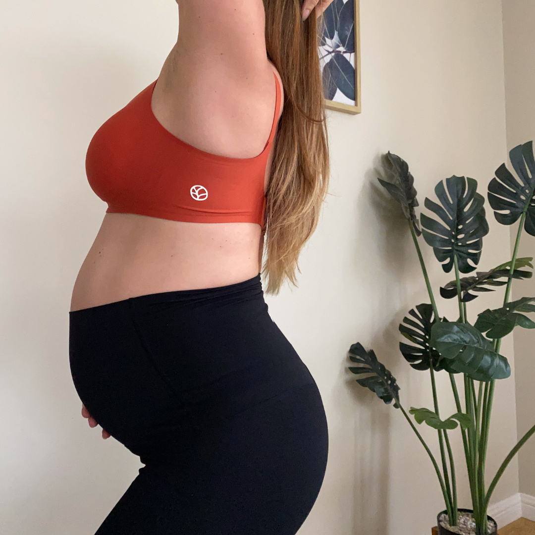 Standard length maternity gym tights in black with extra high waistband