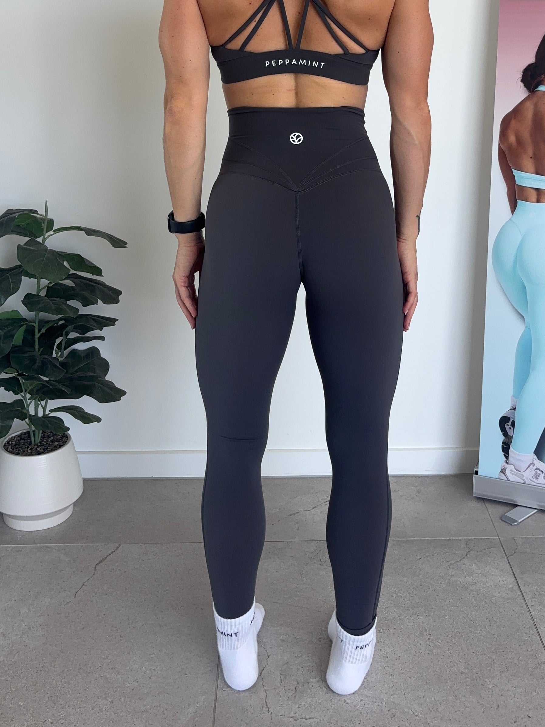 Liberaate Tights - Graphite - Size XS