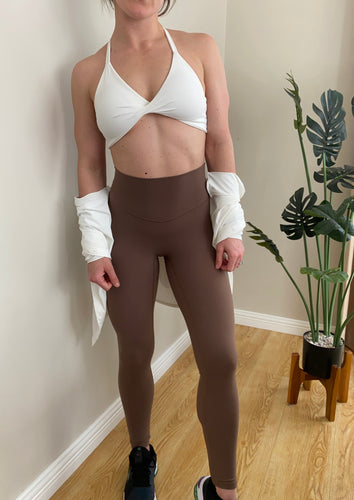 buttery soft tights with seamless front rise in chocolate with soft v shape front rise