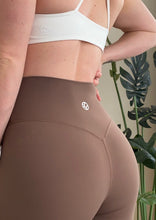 Load image into Gallery viewer, buttery soft tights with seamless front rise in chocolate with soft v shape front rise
