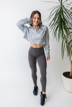 Load image into Gallery viewer, buttery soft highwaist gym tights with no front seam in graphite grey
