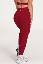 Load image into Gallery viewer, seamless gym tights with booty contouring effect, sweetheart butt seams and thick supportive fabric in wine red
